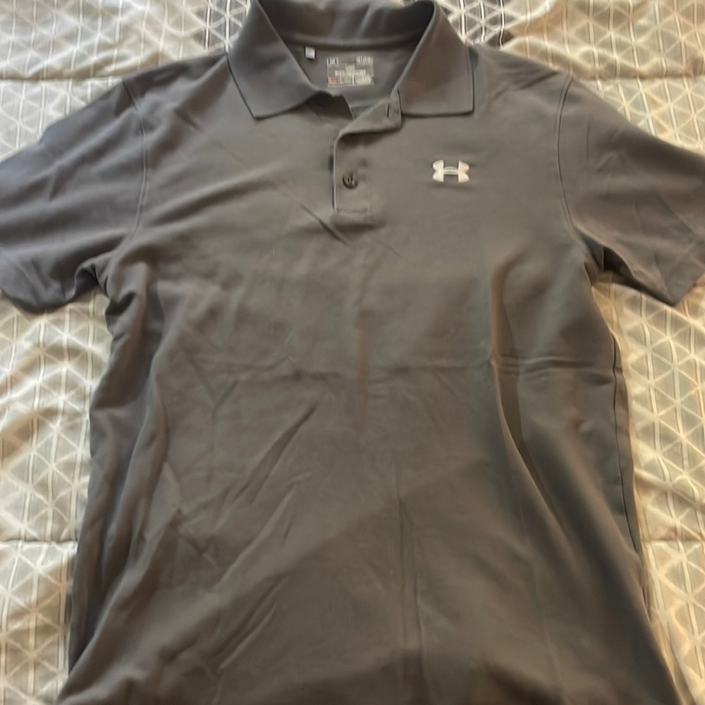 UA golf polo